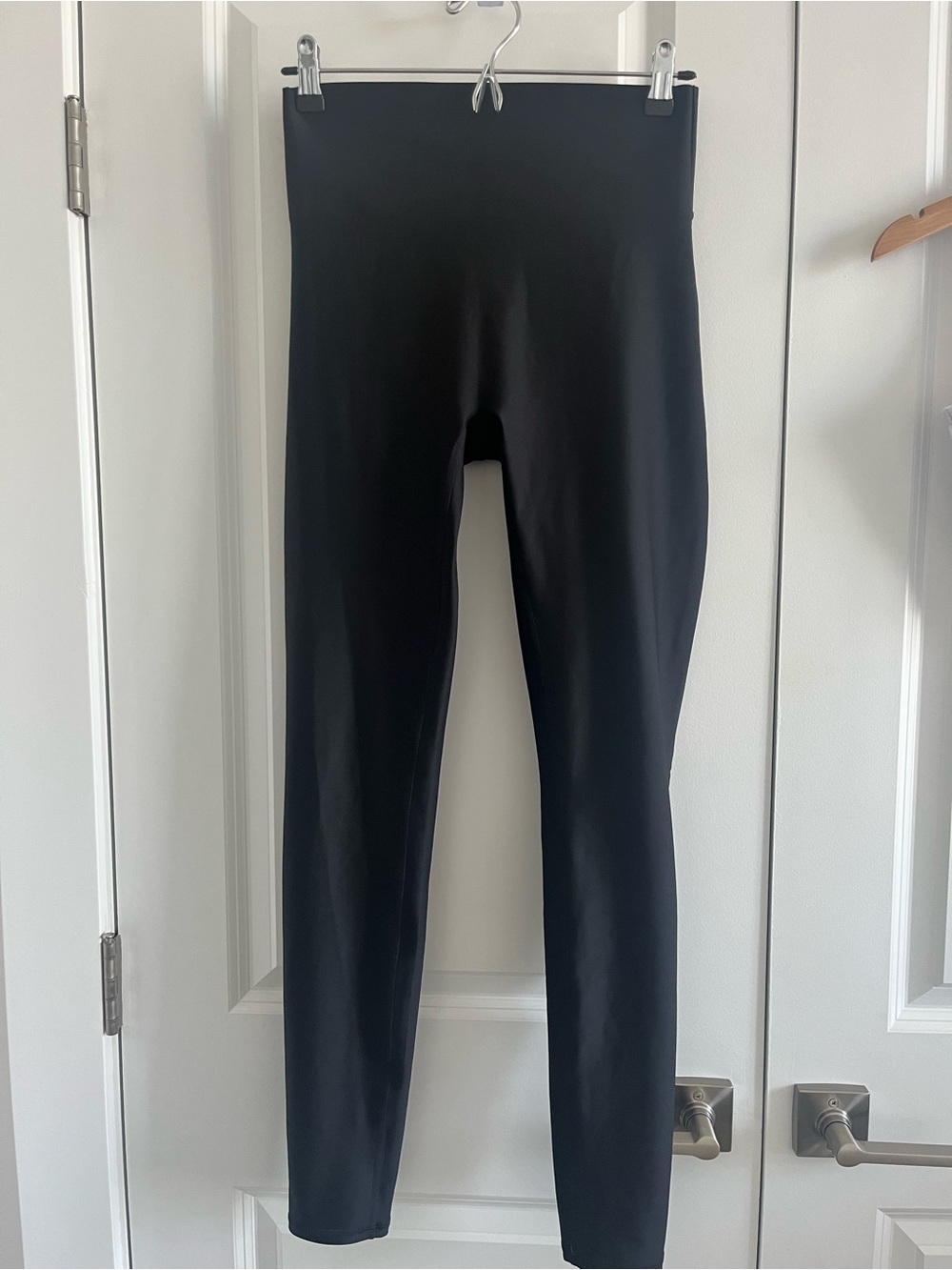 ALO Airlift High-Waist Sleek Legging